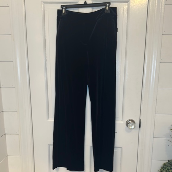 Tahari ASL Black Velvet Wide Leg Pants size 8 NWT - Picture 1 of 3